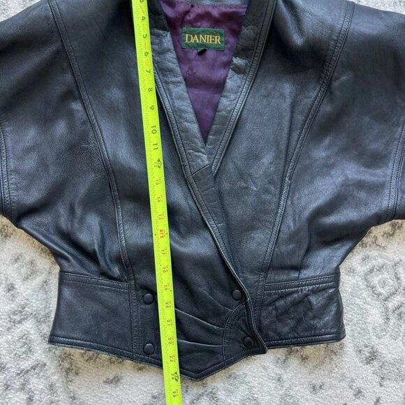 Vintage 1980s Padded Shoulder Black Leather Jacket, Danier - Picture 4 of 15